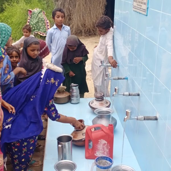 Solar-powered-water-wells1